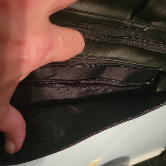 Protocol Leather Computer bag.Bag. 18x13 - Picture 6 of 9